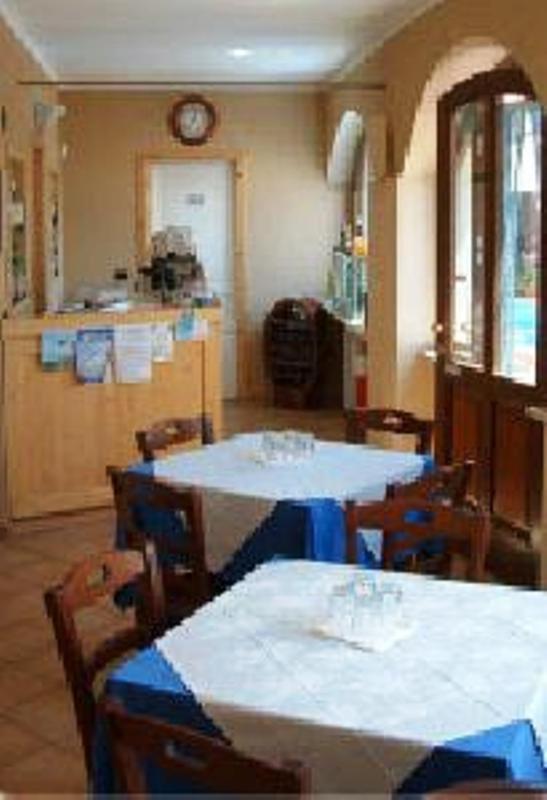 Locanda Dl'Angel Villar San Costanzo Eksteriør billede